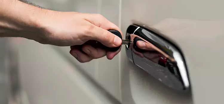 Why Choose Our Auto Locksmith Team in Normal, IL?